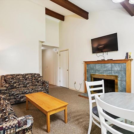 Cedarbrook Queen Suite 106 基灵顿 外观 照片